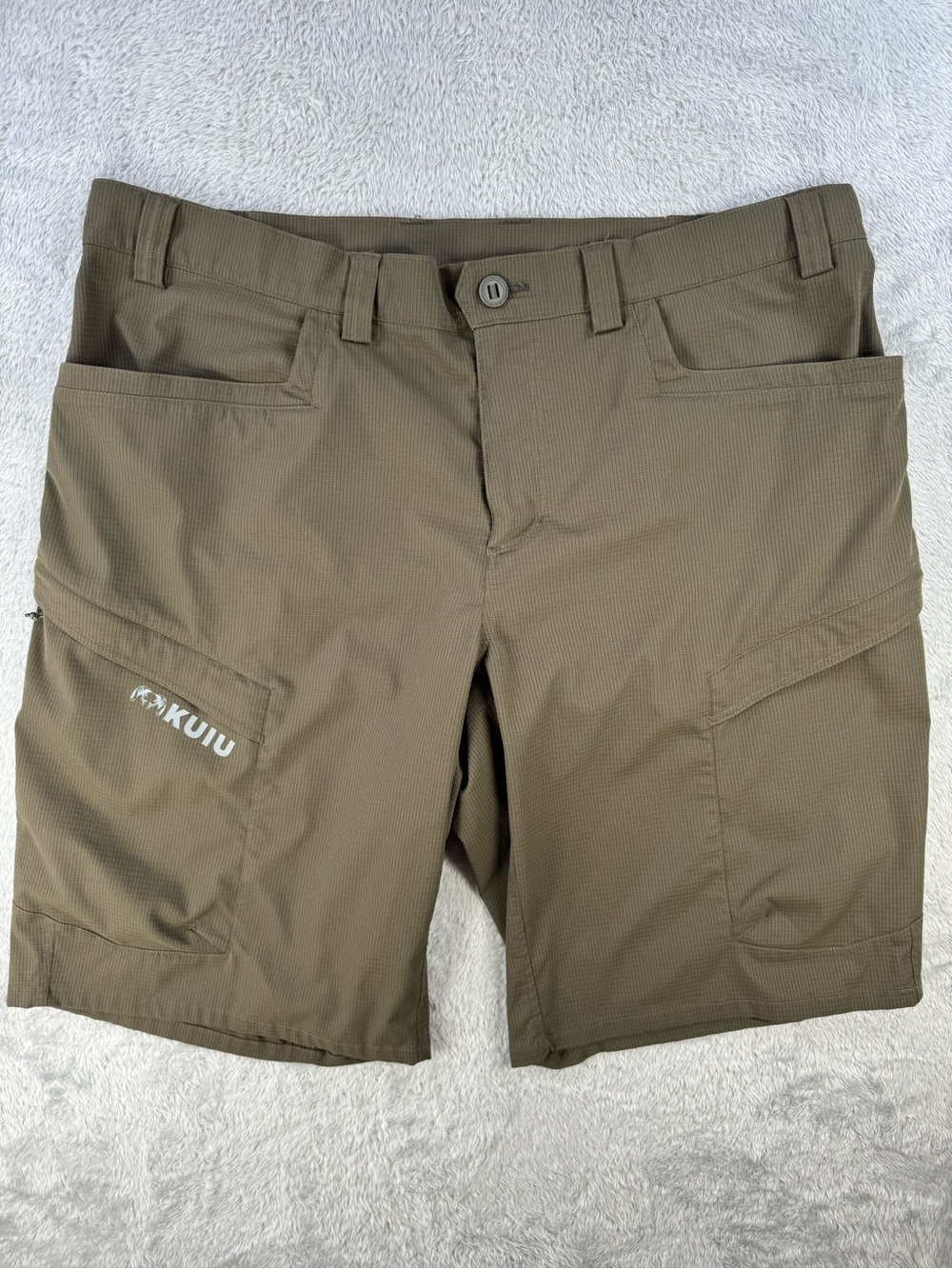 KUIU Tiburon Men’s 42 Olive Brown Technical Hunting Hiking Cargo Shorts